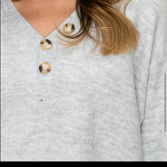 HYFVE NWT Buffon Knit Sweater - Picture 2 of 10